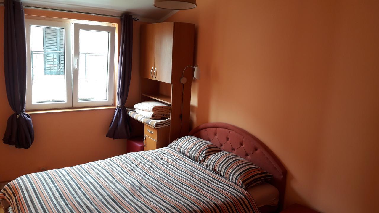 Porodicni Apartman Herceg Novi Exterior photo